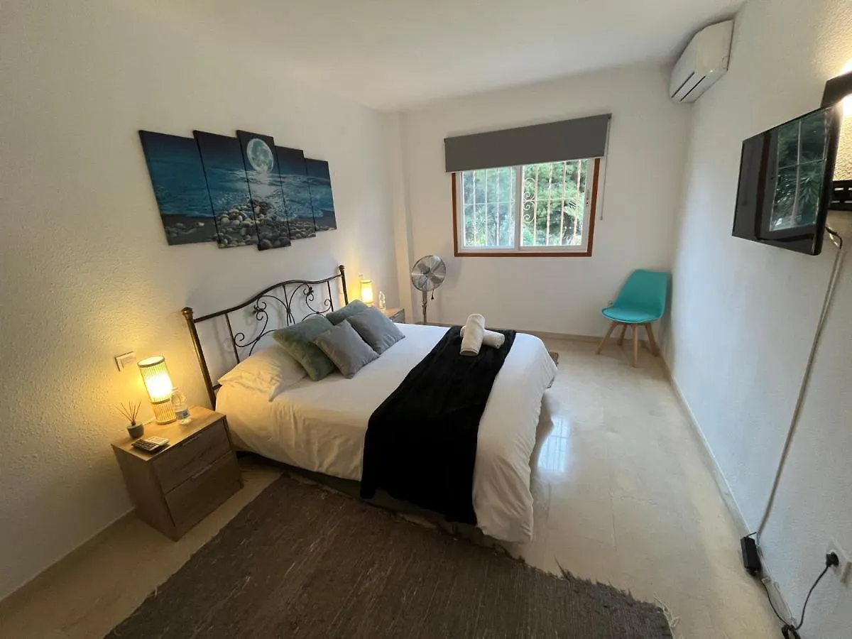شقة Aloha House With Bbq Near The Beach In إِستيبونا إسبانيا
